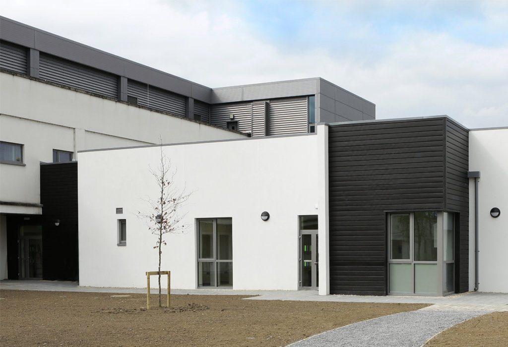 0000s_0001_Tullamore-MR-image-two-1024x700